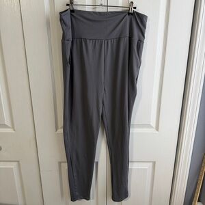 Gray ankle length leggings size 3XL